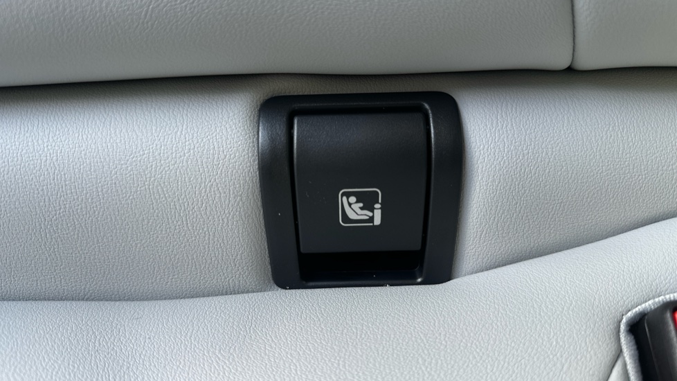 BMW X5 xDrive50e M Sport 5dr Auto Estate - Image 31