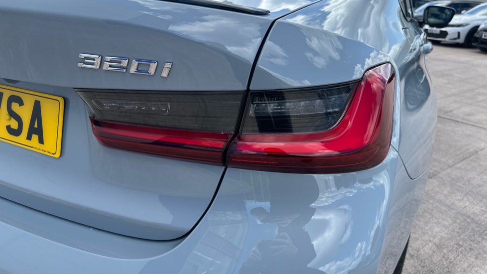 BMW 3 Series 320i M Sport 4dr Step Auto [Pro Pack] Petrol Saloon - Image 22