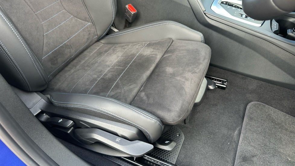 BMW 1 Series 120 M Sport 5dr Step Auto Petrol Hatchback - Image 28