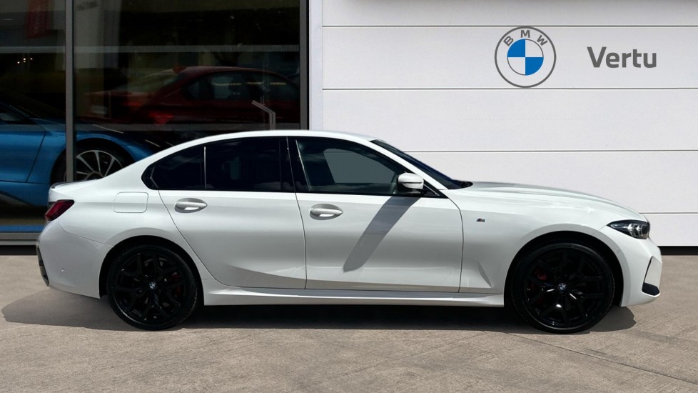 BMW 3 Series 320i M Sport 4dr Step Auto [Pro Pack] Petrol Saloon - Image 3