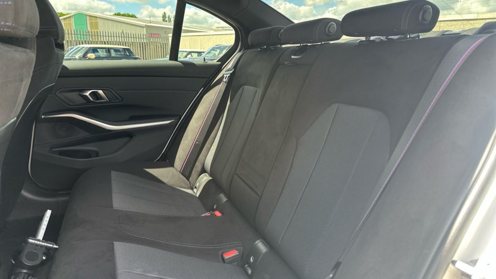 BMW 3 Series 320i M Sport 4dr Step Auto [Pro Pack] Petrol Saloon - Image 12