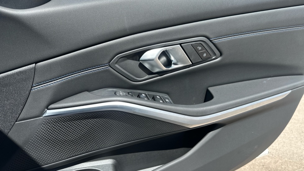 BMW 3 Series 320i M Sport 4dr Step Auto [Pro Pack] Petrol Saloon - Image 20
