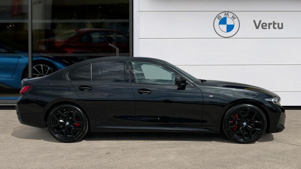 BMW 3 Series 320i M Sport 4dr Step Auto [Pro Pack] Petrol Saloon - Image 3