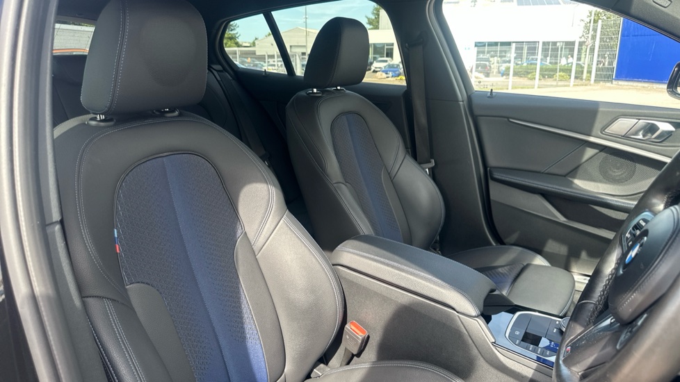 BMW 1 Series 118i [136] M Sport 5dr Step Auto [LCP] Petrol Hatchback - Image 11