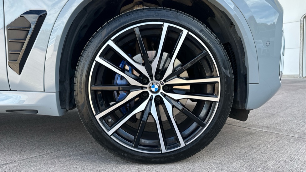 BMW X5 xDrive40d MHT M Sport 5dr Auto Diesel Estate - Image 14