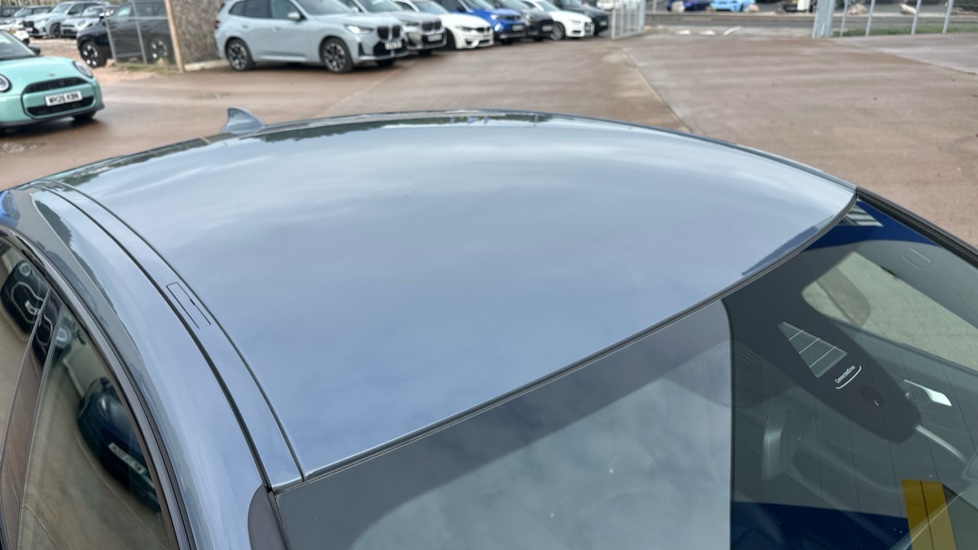 BMW 2 Series 218i [136] M Sport 4dr Petrol Saloon - Image 21