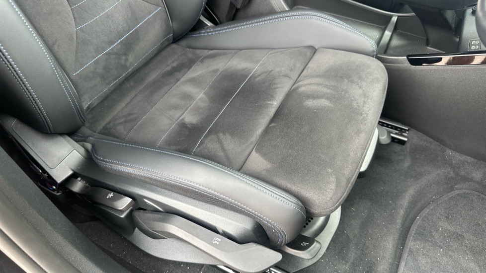 BMW X1 xDrive 25e M Sport 5dr [Tech/Pro Pack] Step Auto Estate - Image 32