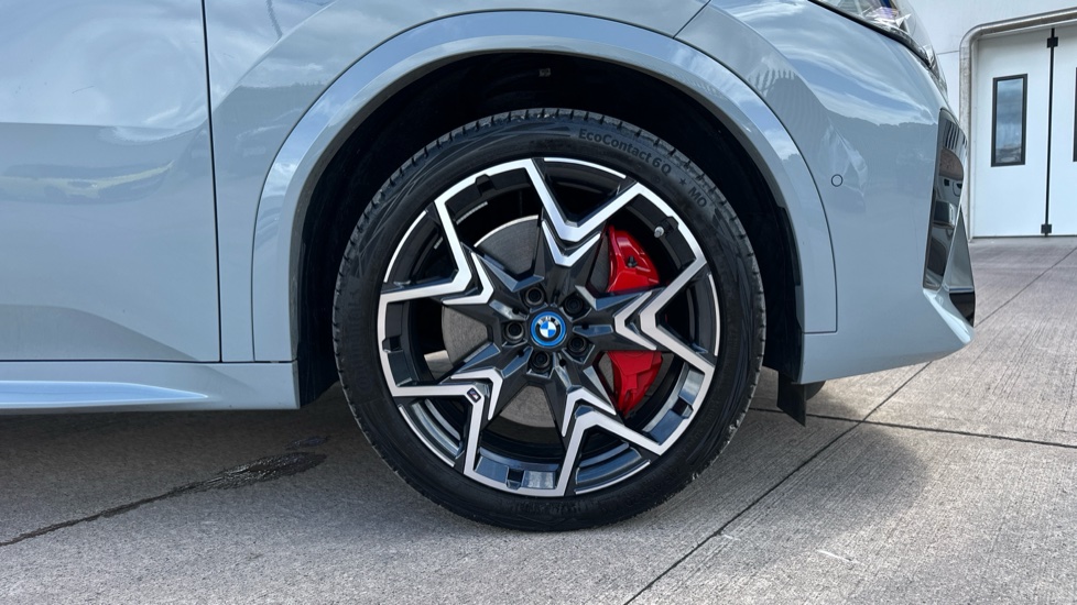 BMW iX2 150kW eDrive20 M Sport 65kWh 5dr Auto [Tech/Pro] Electric Hatchback - Image 14