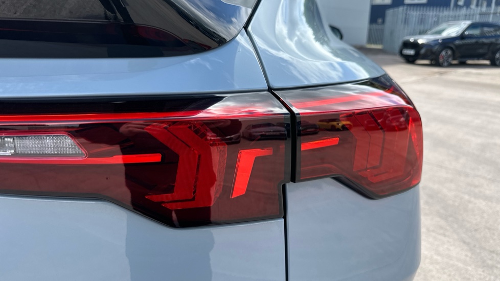 BMW iX2 150kW eDrive20 M Sport 65kWh 5dr Auto [Tech/Pro] Electric Hatchback - Image 22