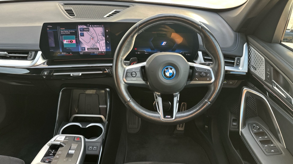 BMW iX1 230kW xDrive30 M Sport 65kWh 5dr Auto Electric Estate - Image 5