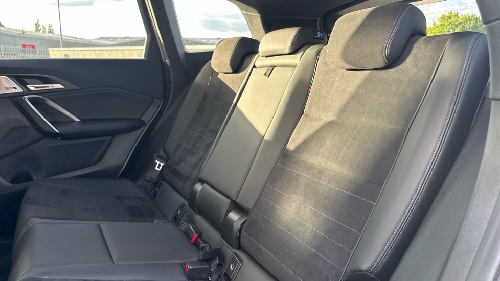 BMW iX1 230kW xDrive30 M Sport 65kWh 5dr Auto Electric Estate - Image 12