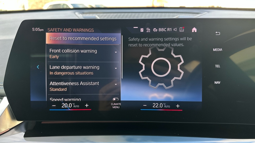 BMW iX1 230kW xDrive30 M Sport 65kWh 5dr Auto Electric Estate - Image 39