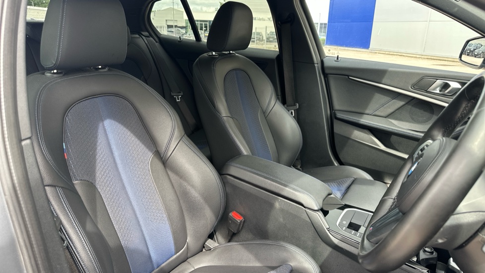 BMW 1 Series 118i [136] M Sport 5dr Step Auto [LCP] Petrol Hatchback - Image 11