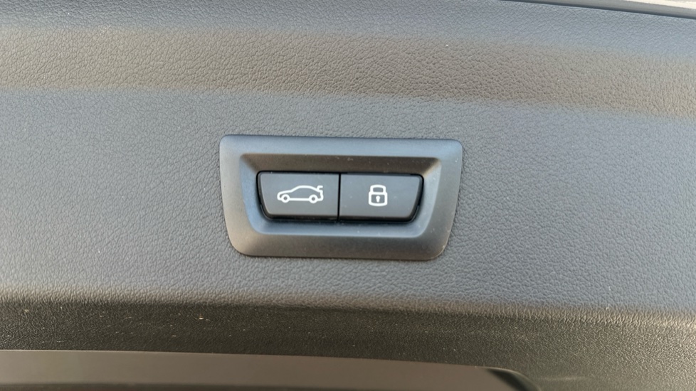 BMW 1 Series 118i M Sport 5dr Step Auto Petrol Hatchback - Image 26