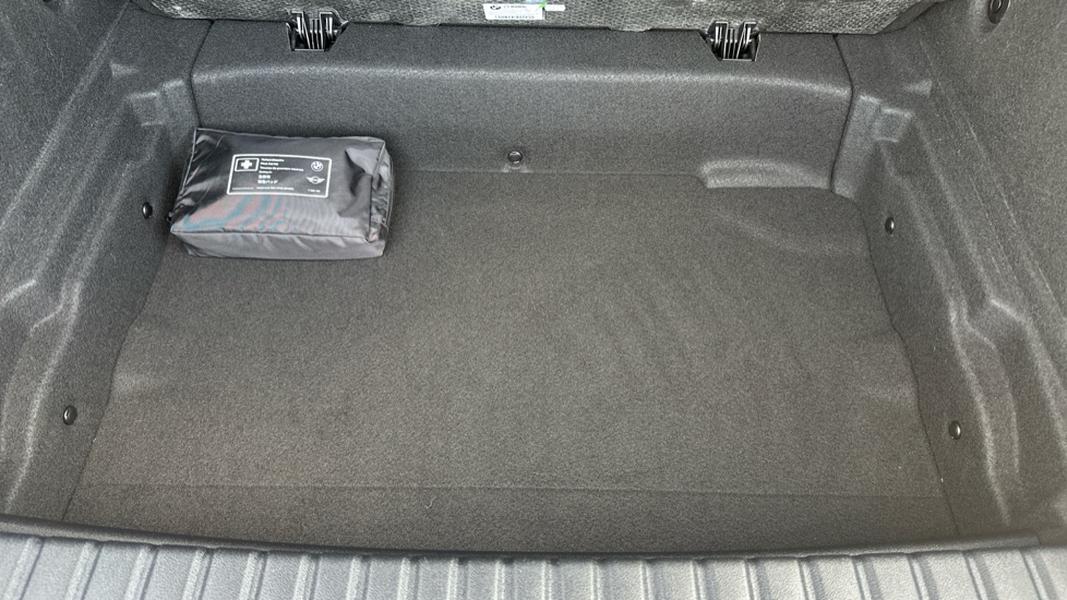 BMW 1 Series 118i M Sport 5dr Step Auto Petrol Hatchback - Image 27
