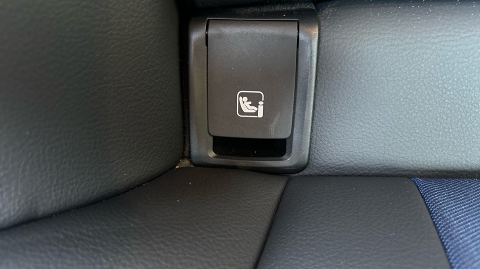BMW 2 Series 220i M Sport 4dr Step Auto Petrol Saloon - Image 27