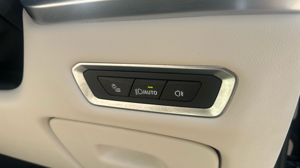 BMW X7 xDrive40d MHT M Sport 5dr Step Auto Diesel Estate - Image 35