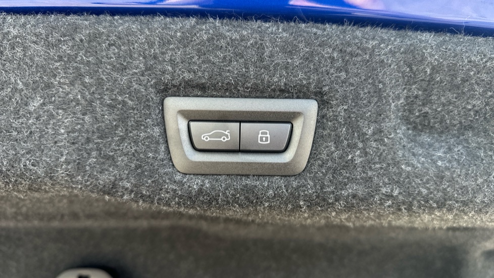 BMW M5 4dr DCT Saloon - Image 30