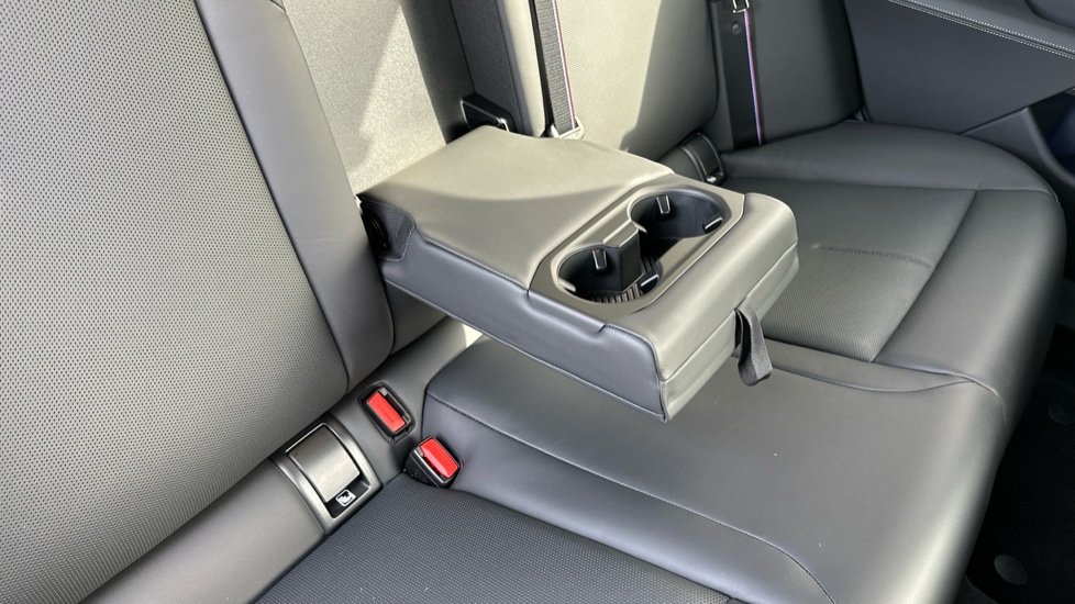 BMW M5 4dr DCT Saloon - Image 32