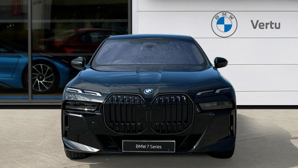 BMW 7 Series 750e xDrive M Sport 4dr Auto [Executive Pack] Saloon - Image 16