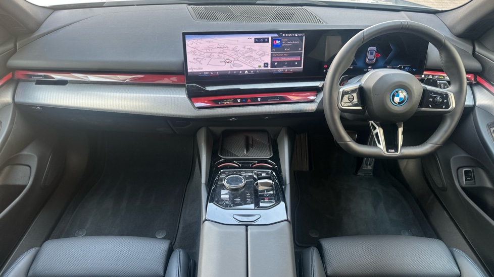 BMW 5 Series 530e M Sport 5dr Auto Estate - Image 4
