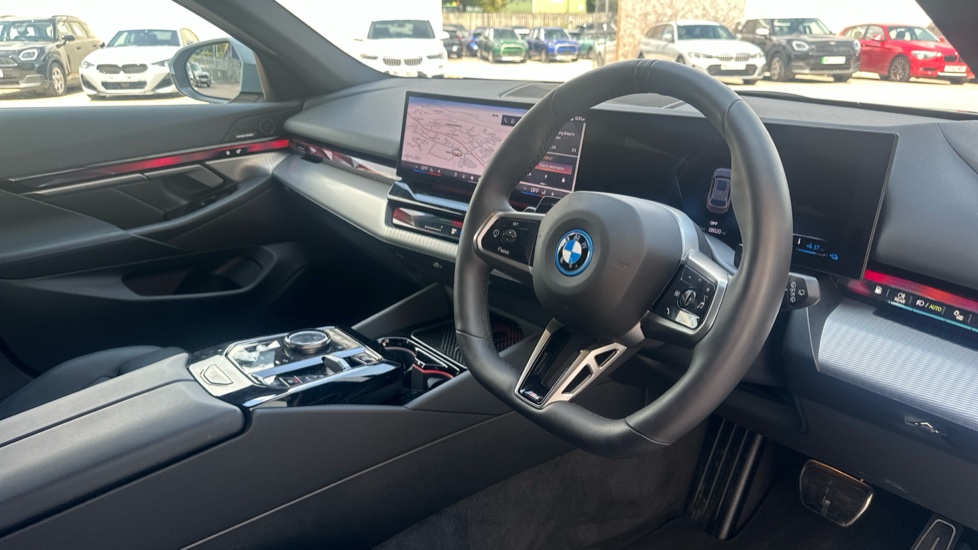BMW 5 Series 530e M Sport 5dr Auto Estate - Image 6