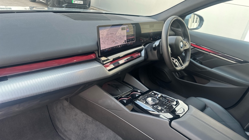 BMW 5 Series 530e M Sport 5dr Auto Estate - Image 7