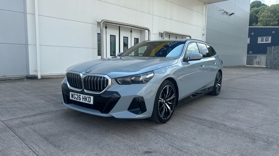 BMW 5 Series 530e M Sport 5dr Auto Estate - Image 25