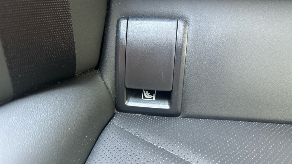BMW 5 Series 530e M Sport 5dr Auto Estate - Image 29
