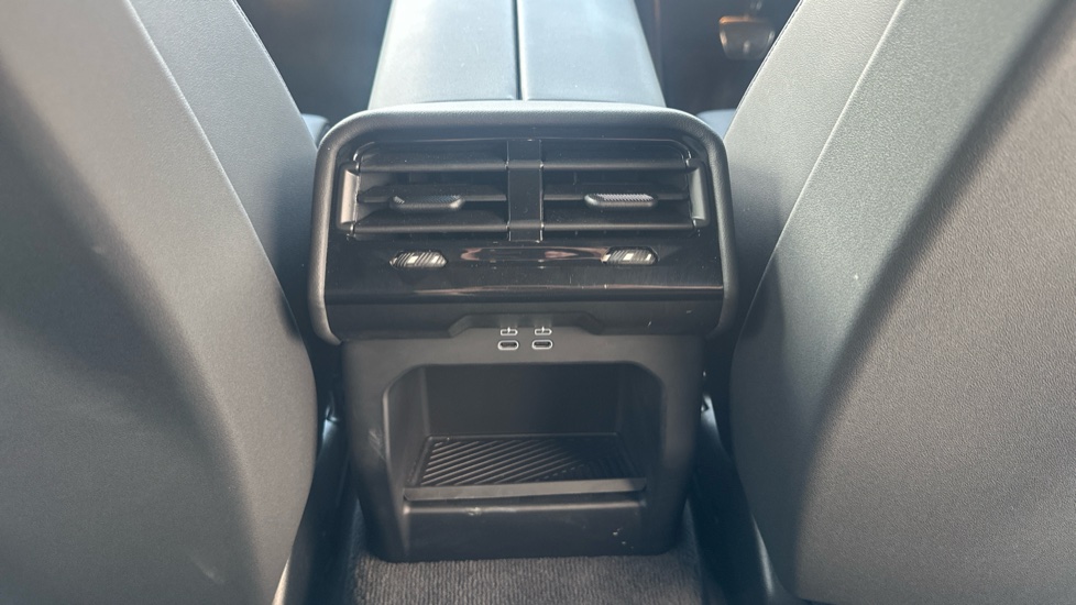 BMW 5 Series 530e M Sport 5dr Auto Estate - Image 30