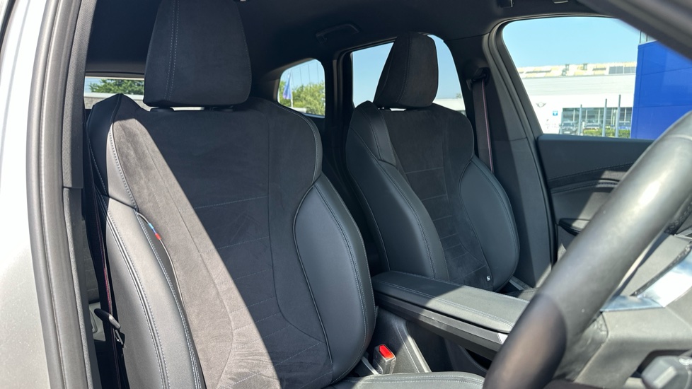 BMW iX1 230kW xDr30 MSport 65kWh 5dr Auto [Tech+/Pro/22kW] Electric Estate - Image 11