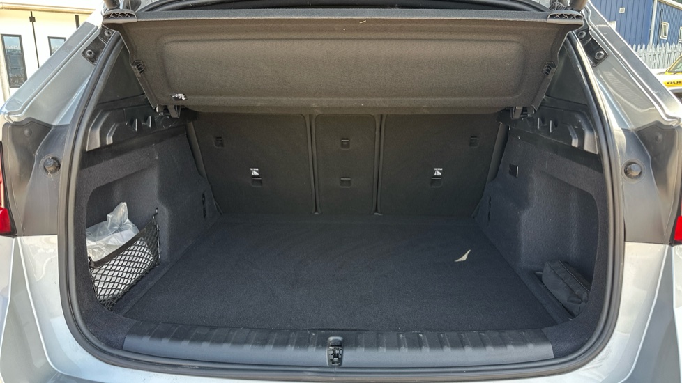 BMW iX1 230kW xDr30 MSport 65kWh 5dr Auto [Tech+/Pro/22kW] Electric Estate - Image 13