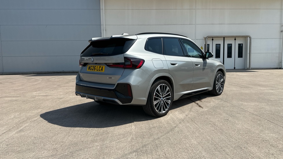 BMW iX1 230kW xDr30 MSport 65kWh 5dr Auto [Tech+/Pro/22kW] Electric Estate - Image 25