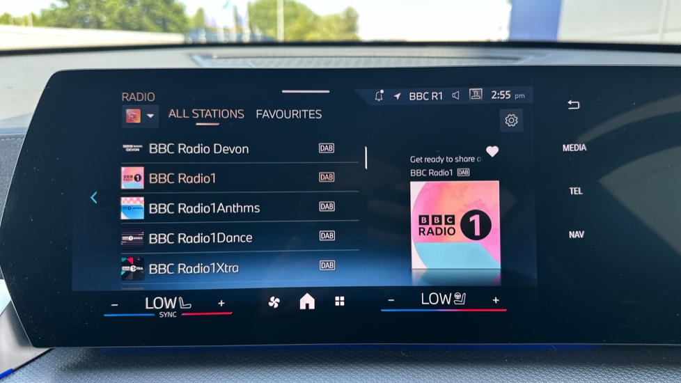 BMW iX1 230kW xDr30 MSport 65kWh 5dr Auto [Tech+/Pro/22kW] Electric Estate - Image 38