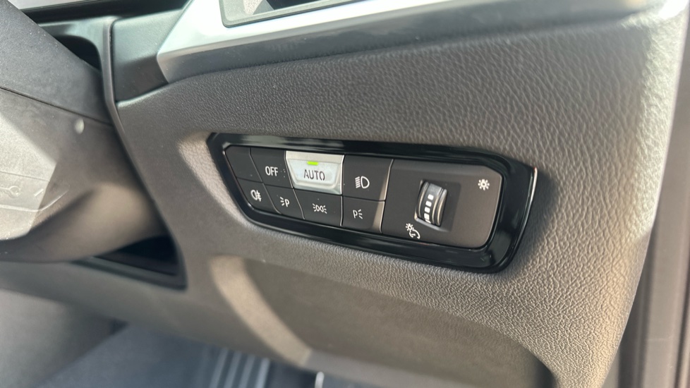 BMW 2 Series 220i M Sport 2dr Step Auto [Tech+ Pack] Petrol Coupe - Image 20