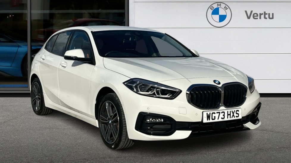 BMW 1 Series 118i [136] Sport 5dr Step Auto [Live Cockpit Pro] Petrol Hatchback - Image 1