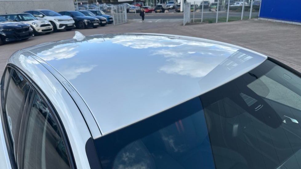 BMW 1 Series 118i [136] Sport 5dr Step Auto [Live Cockpit Pro] Petrol Hatchback - Image 21