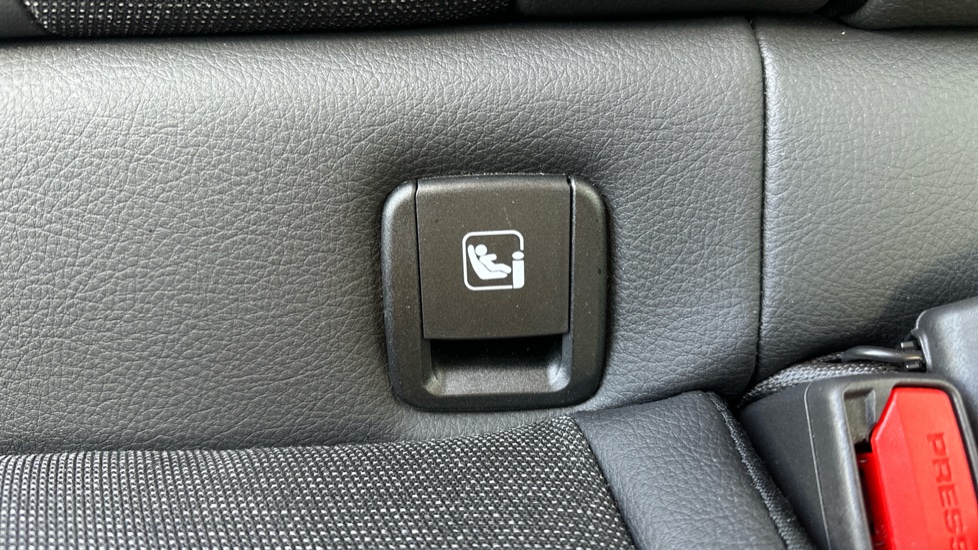 BMW 1 Series 118i [136] Sport 5dr Step Auto [Live Cockpit Pro] Petrol Hatchback - Image 28