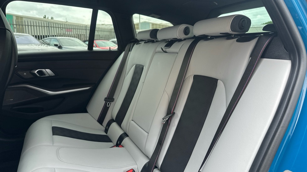 BMW M3 xDrive 530 Competition M 5dr Step Auto Petrol Estate - Image 12