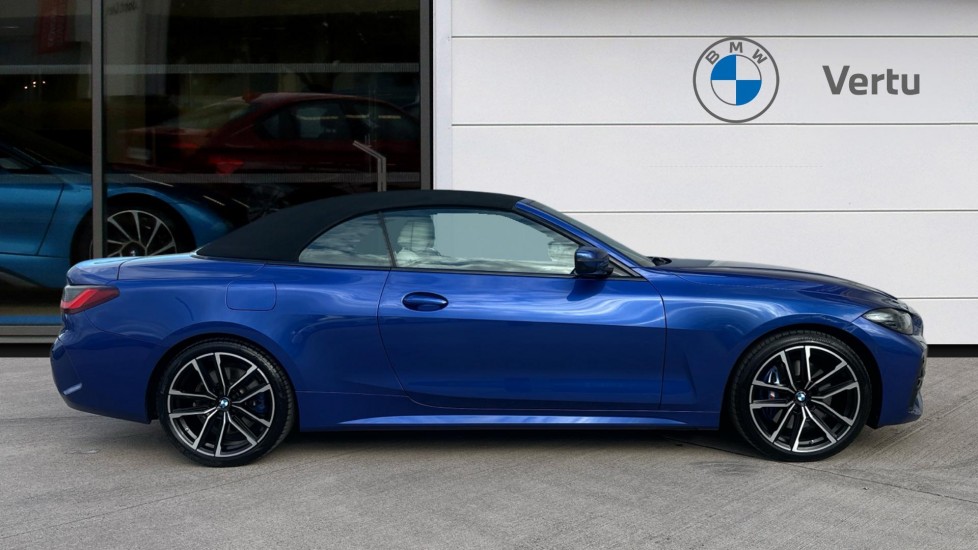 BMW 4 Series 420i M Sport 2dr Step Auto Petrol Convertible - Image 3