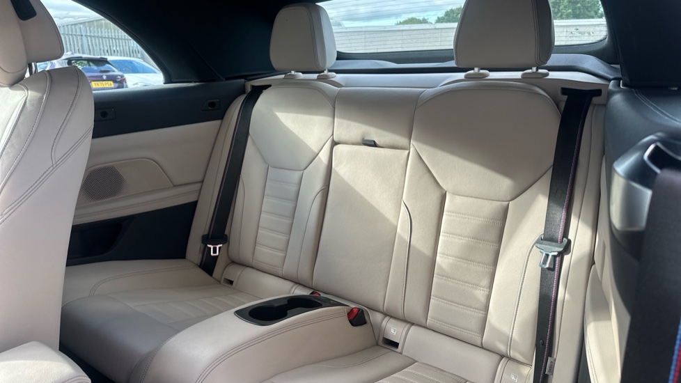 BMW 4 Series 420i M Sport 2dr Step Auto Petrol Convertible - Image 12