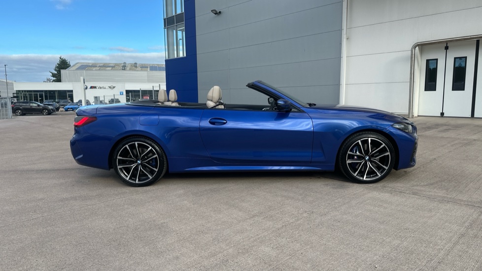 BMW 4 Series 420i M Sport 2dr Step Auto Petrol Convertible - Image 25