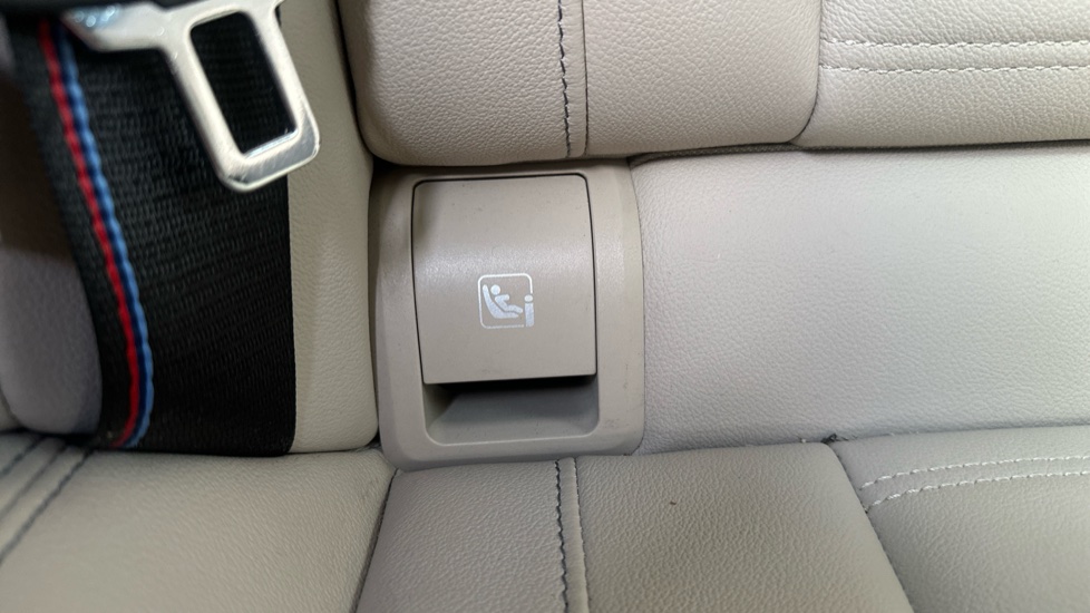 BMW 4 Series 420i M Sport 2dr Step Auto Petrol Convertible - Image 28