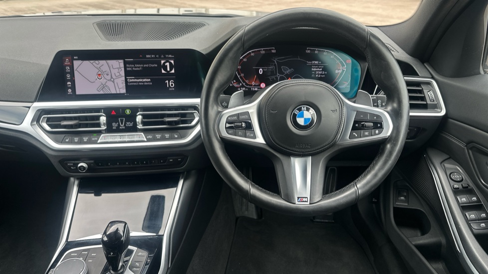 BMW 3 Series 320i M Sport Pro Edition 5dr Step Auto [Tech Pack] Petrol Estate - Image 5
