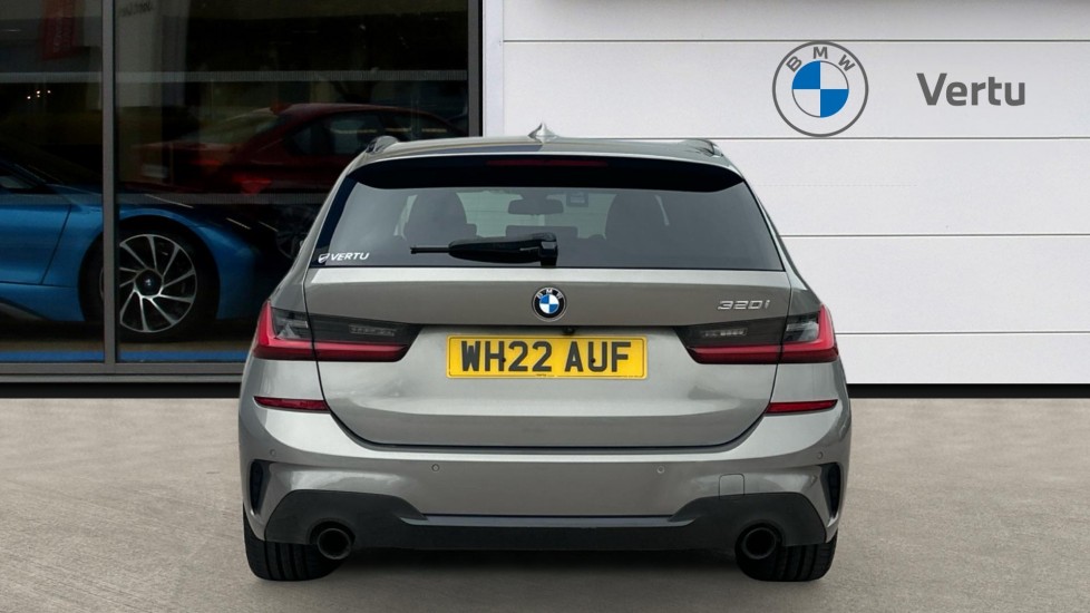 BMW 3 Series 320i M Sport Pro Edition 5dr Step Auto [Tech Pack] Petrol Estate - Image 15