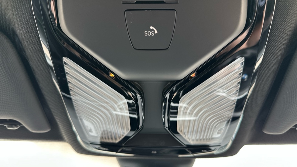 BMW 3 Series 320i M Sport Pro Edition 5dr Step Auto [Tech Pack] Petrol Estate - Image 36