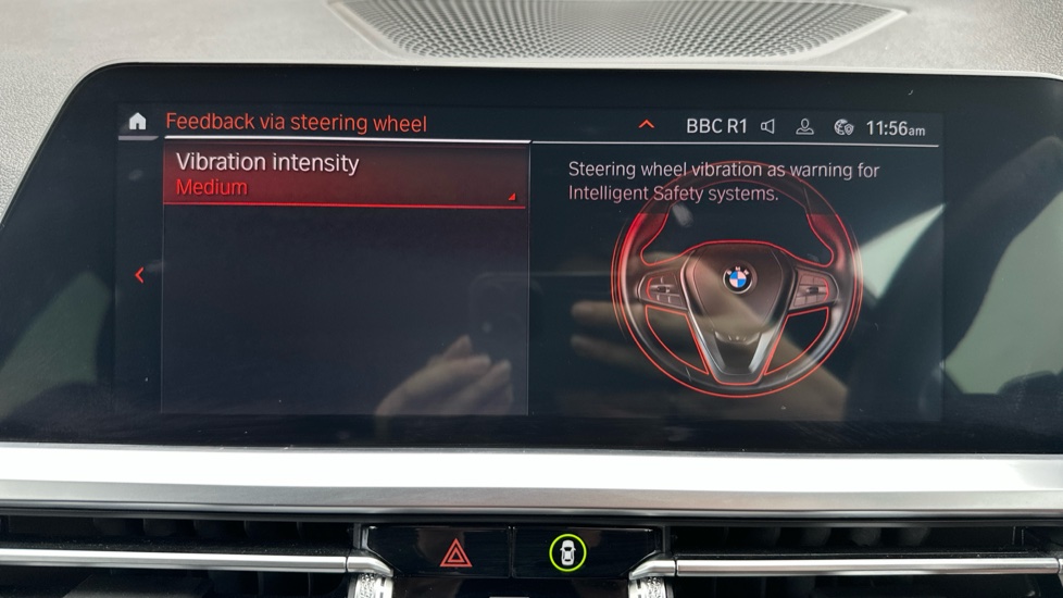 BMW 3 Series 320i M Sport Pro Edition 5dr Step Auto [Tech Pack] Petrol Estate - Image 45