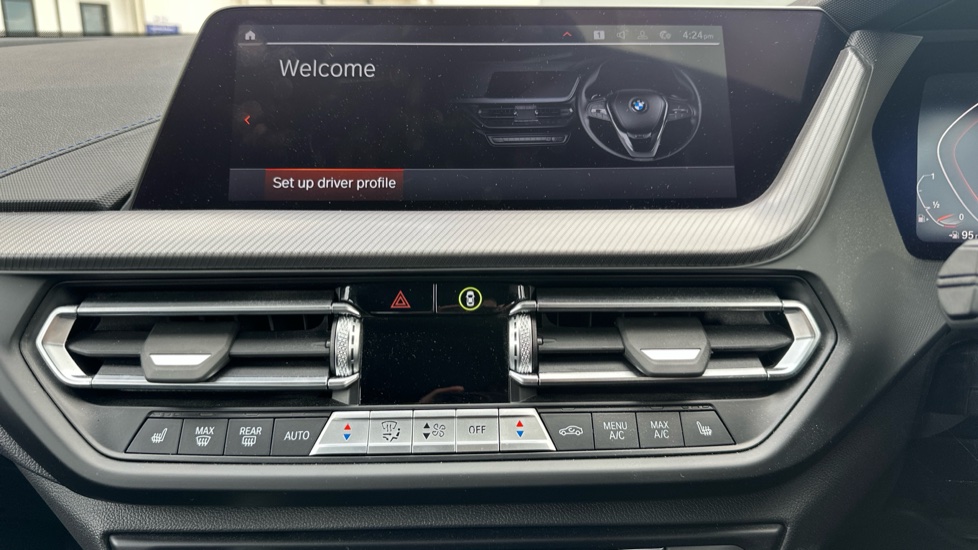 BMW 1 Series 118i [136] M Sport 5dr Step Auto [LCP/Pro/Tech pk] Petrol Hatchback - Image 8