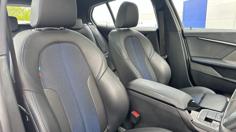 BMW 1 Series 118i [136] M Sport 5dr Step Auto [LCP/Pro/Tech pk] Petrol Hatchback - Image 11