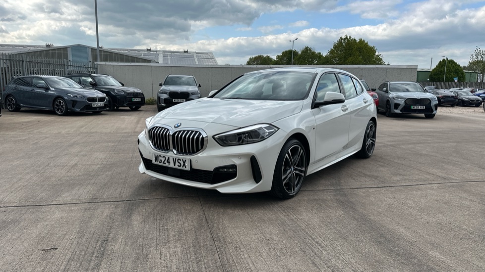 BMW 1 Series 118i [136] M Sport 5dr Step Auto [LCP/Pro/Tech pk] Petrol Hatchback - Image 25